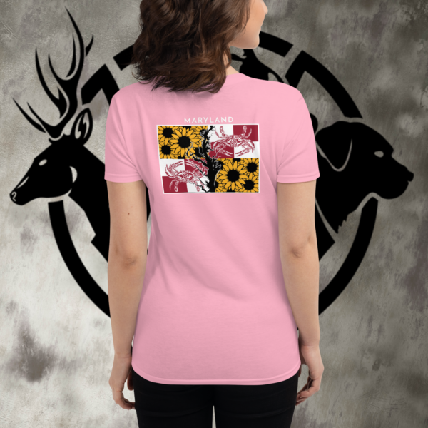 md flower & crab women's short sleeve t shirt